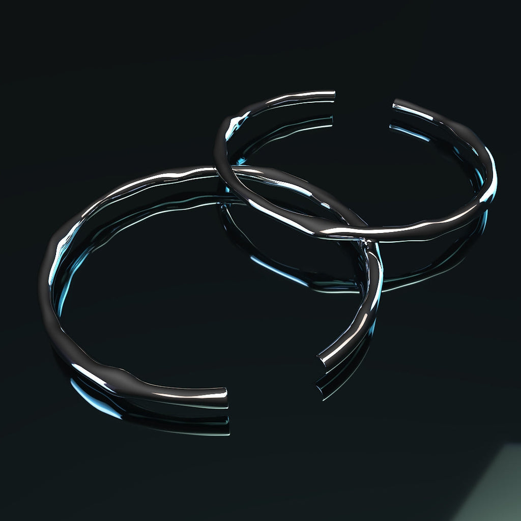 Dicke verstellbare Armspange aus 925er Silber mit unregelmäßiger Form