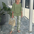 Casira™ - Lässiges Set mit gemusterter Hose und Rundhals-Oberteil für Damen